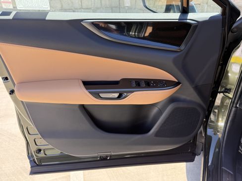 New 2026 Lexus NX 350 AWD image 17