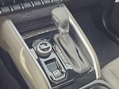 New 2026 Chevrolet Colorado ZR2 w/ Technology Package image 18