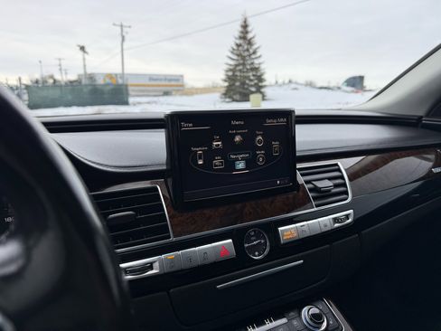 Used 2015 Audi A8 L 4.0T w/ Premium Package image 37
