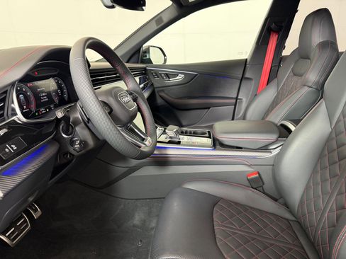 Used 2026 Audi Q8 Prestige w/ Prestige Package image 5