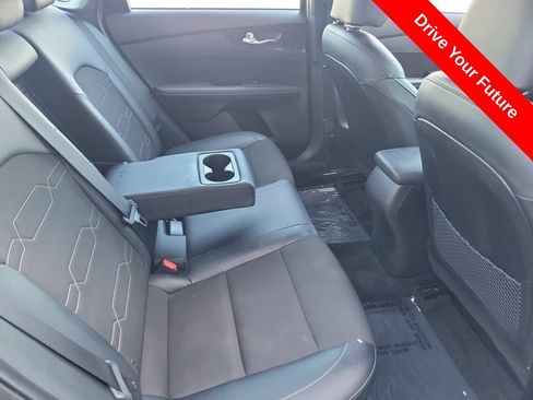 Used 2023 Kia Forte GT-Line w/ GT-Line Technology Package FWD image 19