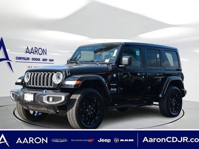 Used 2024 Jeep Wrangler Unlimited Sahara w/ Technology Group