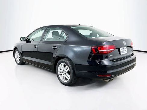 Used 2018 Volkswagen Jetta S image 4