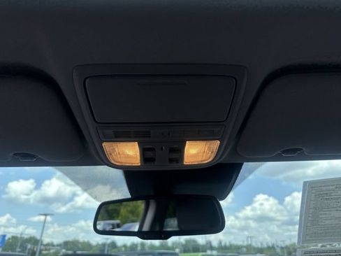 Certified 2021 Honda CR-V Touring image 24