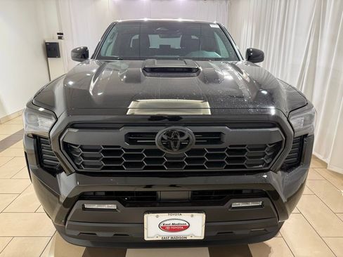 New 2026 Toyota Tacoma TRD Sport AWD/4WD image 8