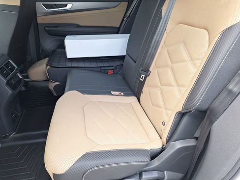 New 2026 Volkswagen Atlas Cross Sport SE image 22