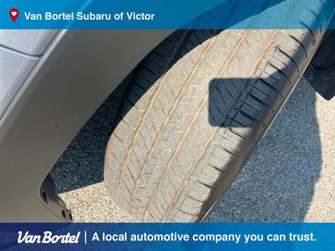 Used 2025 Subaru Forester Premium w/ Convenience Package #1 image 6