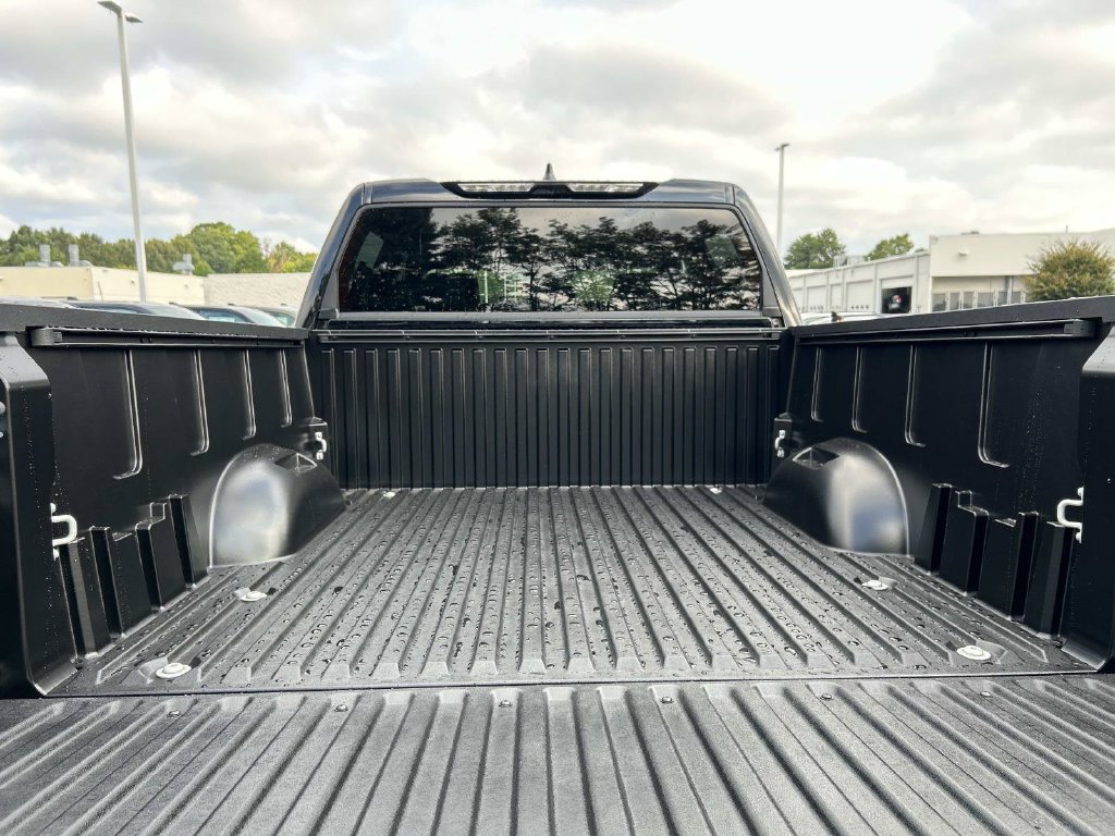 New 2026 Toyota Tundra SR5 AWD/4WD image 14