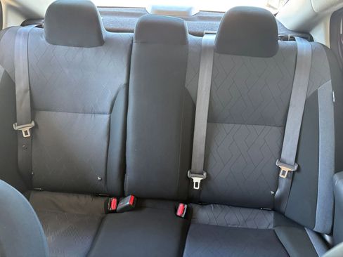 Used 2025 Nissan Versa SV FWD image 38