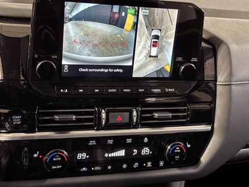 New 2025 Nissan Pathfinder SL image 25