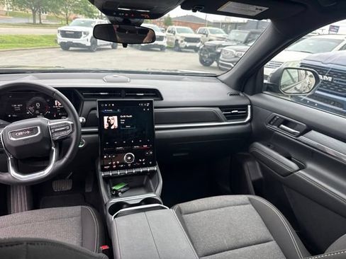 Used 2025 GMC Terrain Elevation FWD image 29