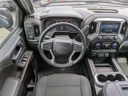 Certified 2021 Chevrolet Silverado 1500 LT Trail Boss AWD/4WD image 14