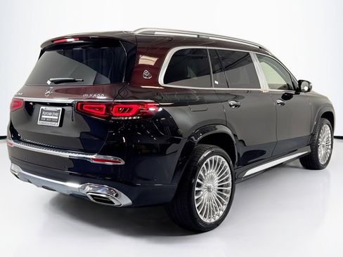 Used 2023 Mercedes-Benz Maybach GLS 600 4MATIC image 5