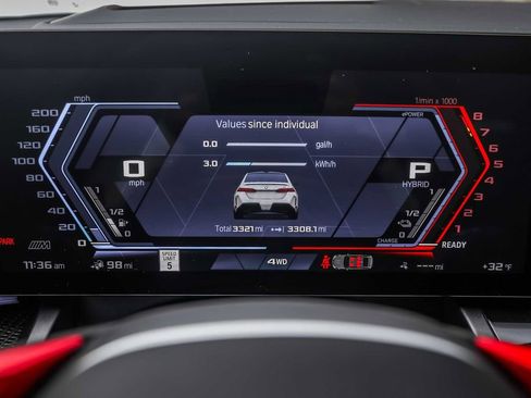 Used 2025 BMW M5 w/ Carbon Package image 33