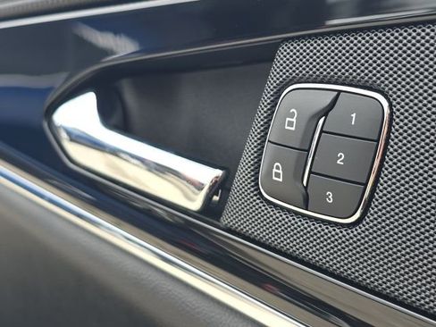 Used 2022 Lincoln Nautilus Reserve w/ Equipment Group 201A image 30