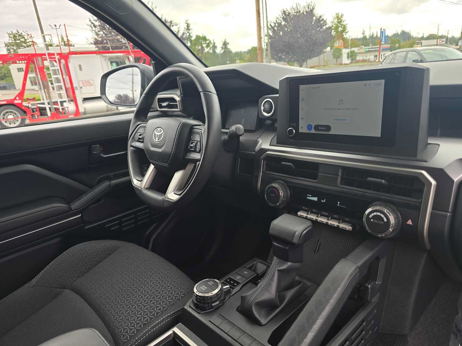 Certified 2025 Toyota 4Runner SR5 AWD/4WD image 10