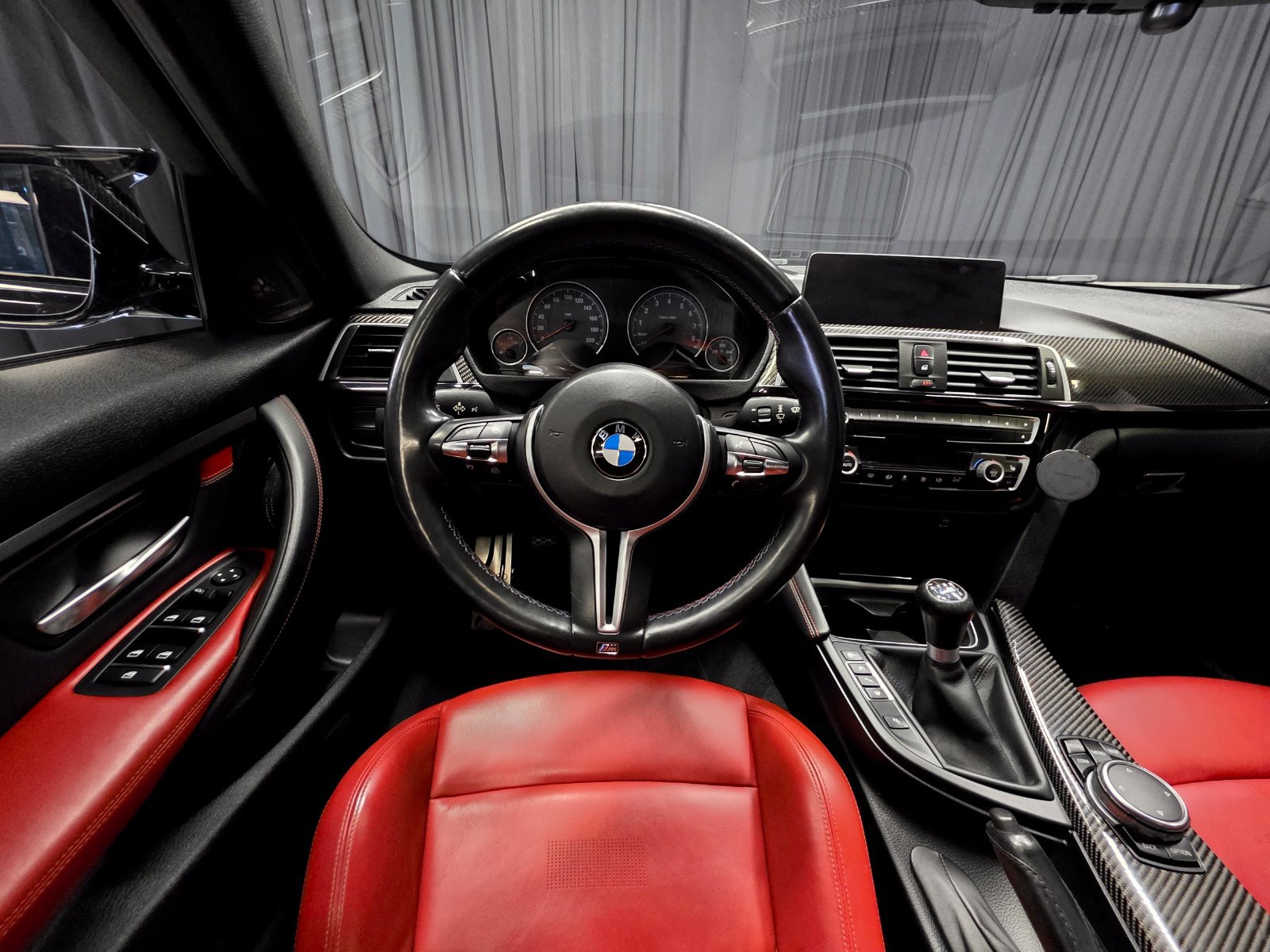 Used 2017 BMW M3 RWD image 23
