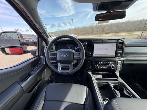 New 2026 Ford F250 Lariat w/ Lariat Premium Package image 25