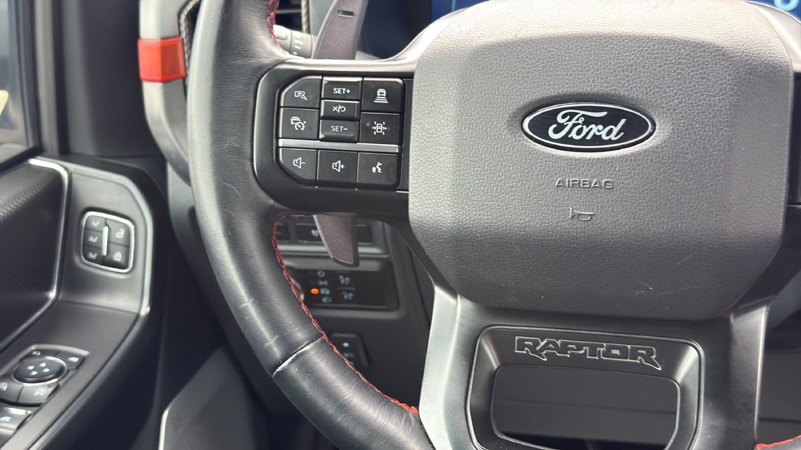 Used 2024 Ford F150 Raptor AWD/4WD image 45