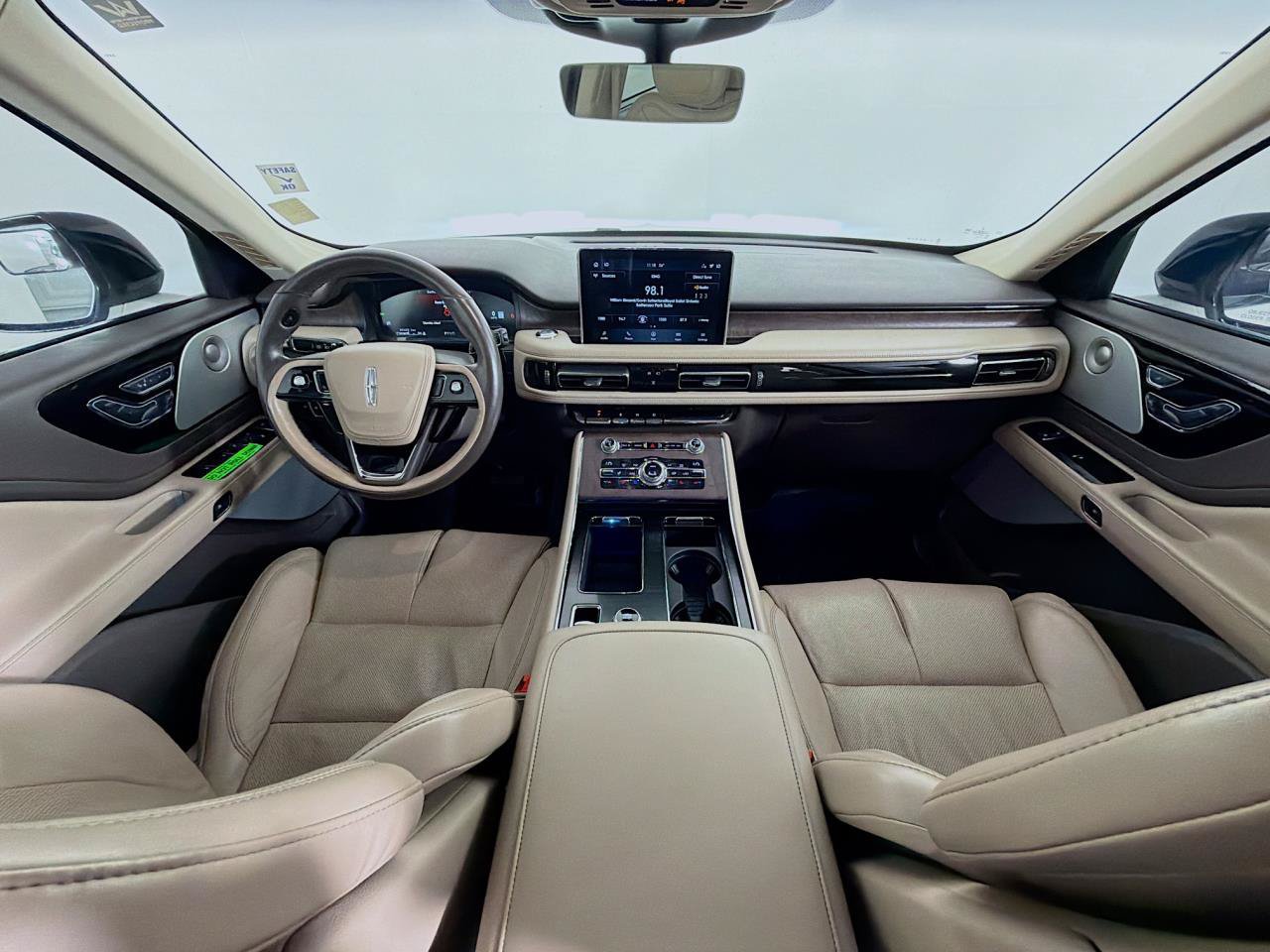 Used 2020 Lincoln Aviator Reserve w/ Equipment Group 202A AWD/4WD image 10