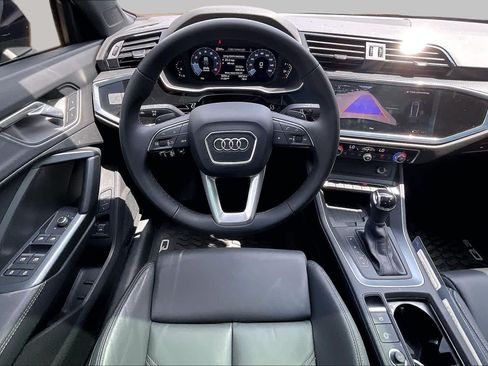 Used 2025 Audi Q3 2.0T Premium w/ Convenience Package AWD/4WD image 6