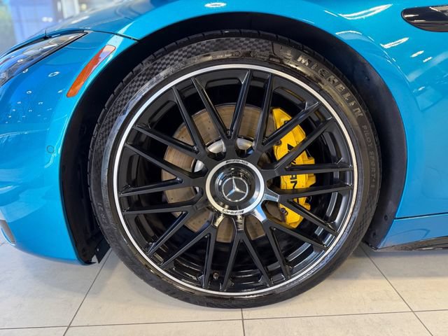 Used 2022 Mercedes-Benz SL 63 AMG 4MATIC w/ Driver Assistance Package image 49