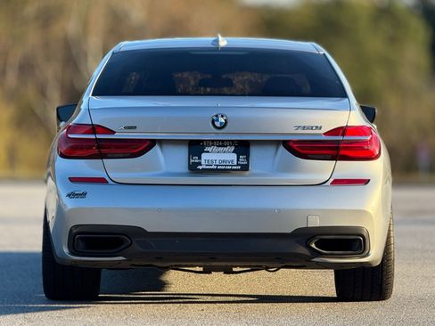 Used 2019 BMW 750i xDrive w/ Executive Package image 5