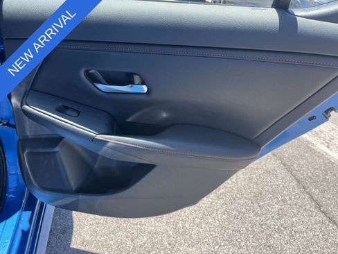 Used 2025 Nissan Sentra SR w/ SR Premium Package FWD image 22