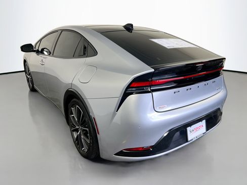Used 2024 Toyota Prius Limited FWD image 6