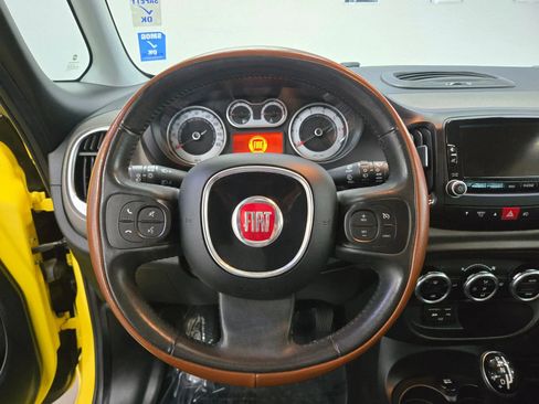 Used 2014 FIAT 500L Trekking w/ Popular Equipment Group image 28