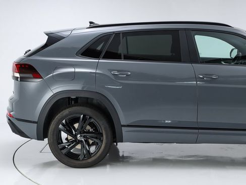 New 2026 Volkswagen Atlas Cross Sport SEL R-Line AWD/4WD image 11
