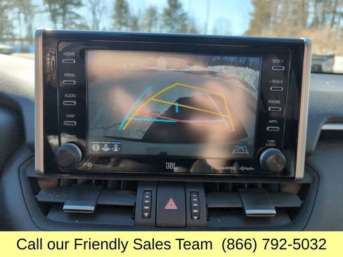 Used 2020 Toyota RAV4 Limited image 24
