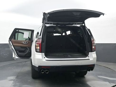 Used 2023 Chevrolet Tahoe High Country w/ Advanced Technology Package AWD/4WD image 38