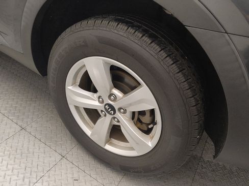 Used 2021 Kia Sorento LX AWD/4WD image 31