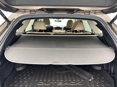 Used 2021 Subaru Outback Limited XT w/ Popular Package #2 AWD/4WD image 12