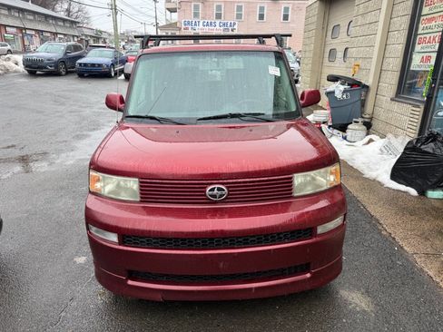Used 2006 Scion xB Base 4dr Wagon w/Automatic image 2