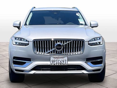 Used 2024 Volvo XC90 T8 Plus w/ Protection Package Premier AWD/4WD image 3