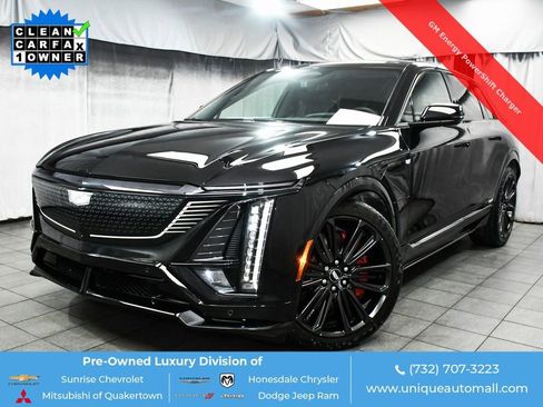 Used 2026 Cadillac Lyriq V image 1