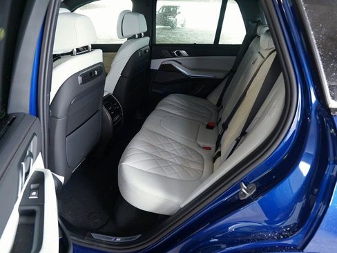 Used 2026 BMW X5 M60i AWD/4WD image 30