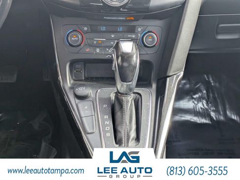 Used 2018 Ford Focus Titanium FWD image 17