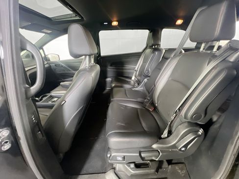 Used 2023 Honda Odyssey Sport image 24