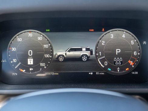 New 2026 Land Rover Defender 110 X-Dynamic SE AWD/4WD image 13