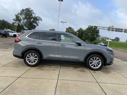Used 2025 Honda CR-V EX-L image 13