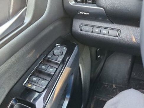 Used 2023 Nissan Pathfinder SL w/ Lighting Package (N92) AWD/4WD image 20