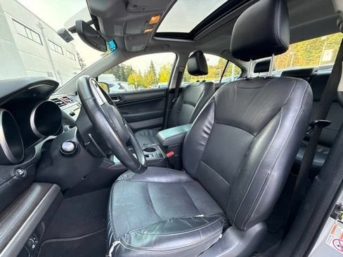 Used 2016 Subaru Legacy 2.5i Limited AWD/4WD image 6