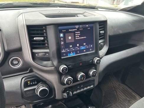 Used 2024 RAM 2500 Tradesman w/ Chrome Appearance Group image 10