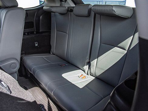 Used 2023 Toyota Highlander Limited image 18