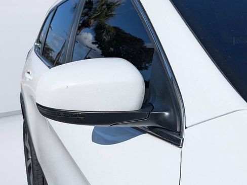 Used 2020 Jeep Cherokee Limited FWD image 11