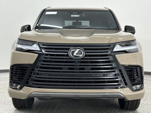 New 2025 Lexus LX 700h Overtrail image 6