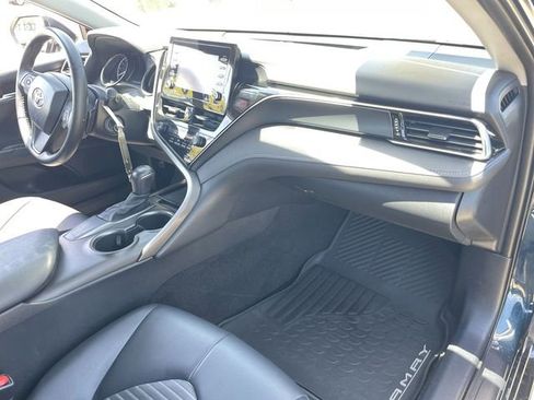 Used 2021 Toyota Camry SE FWD image 26